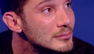 Stefano De Martino lacrime disastro Rai accusa truffa