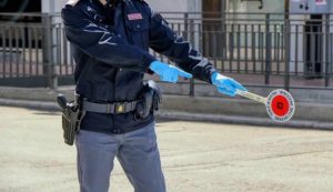Posto di Blocco multa troppo caldo auto Polizia