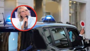Polizia Maria De Filippi senza parole
