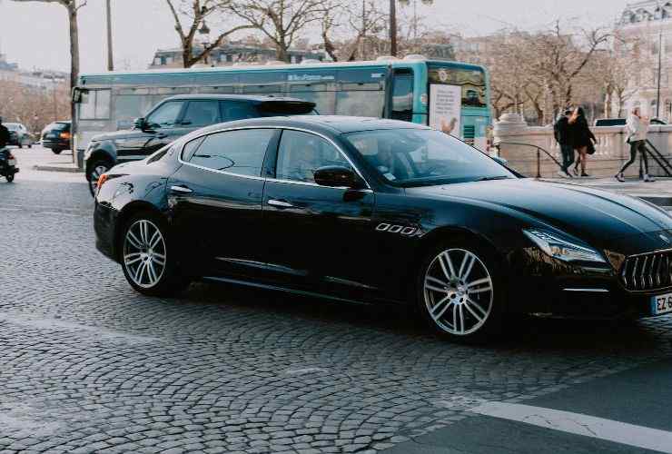 Auto in attesa