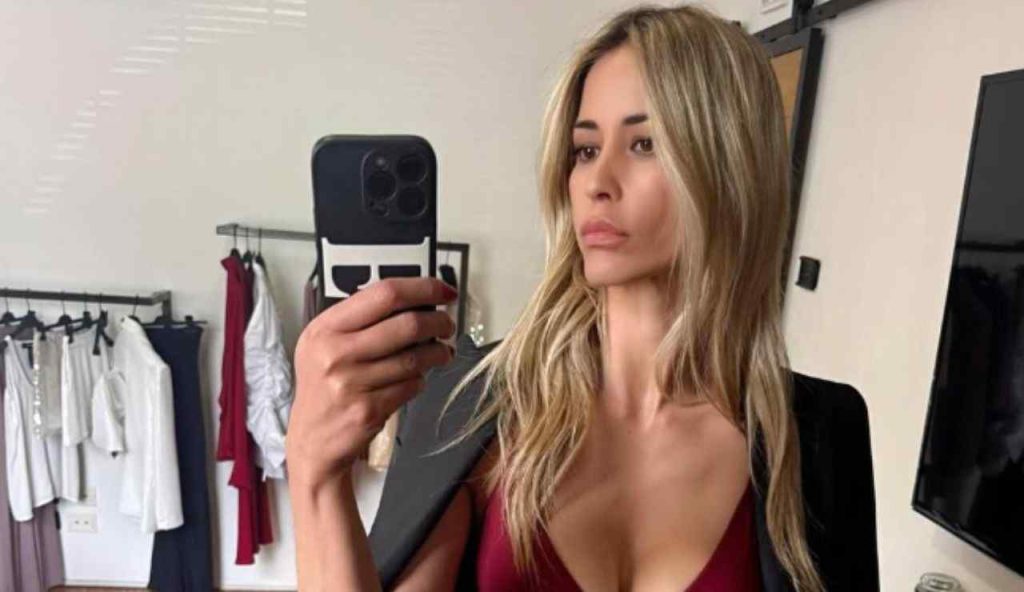 Elena Santarelli