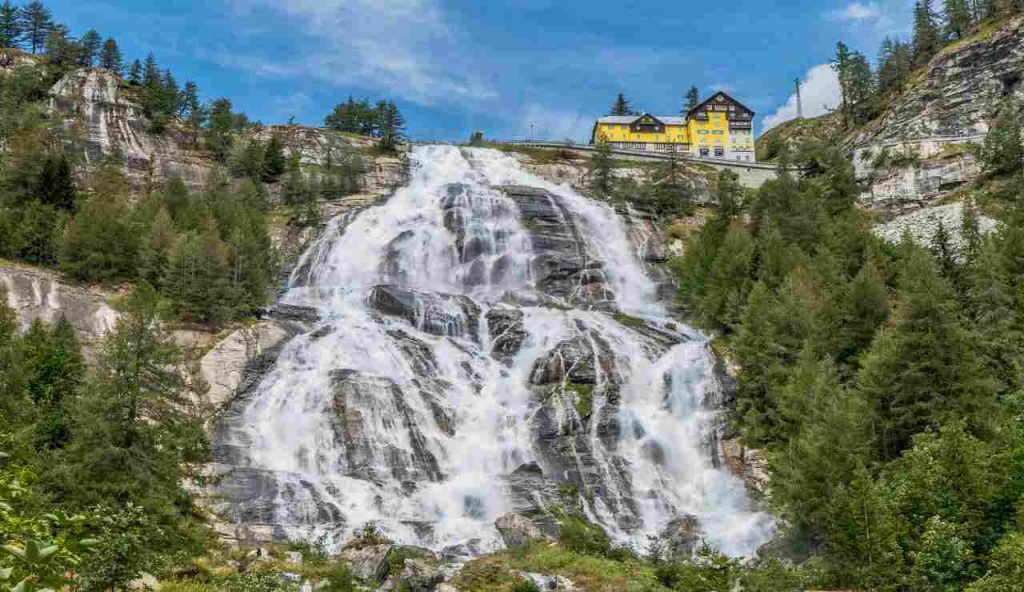 cascata del toce italia