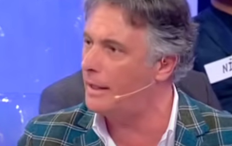 Giorgio Manetti (Uomini e Donne - youtube screenshot) - www.insolenzadir2d2.it