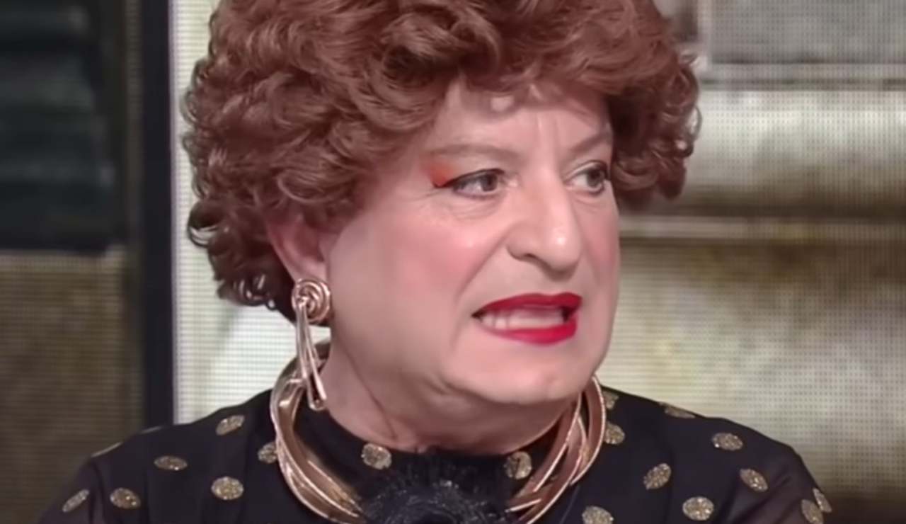La signora Coriandoli (NOVE - youtube screenshot) - www.insolenzadir2d2.it