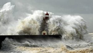 Tsunami in corso (Depositphotos foto) - www.insolenzadir2d2.it