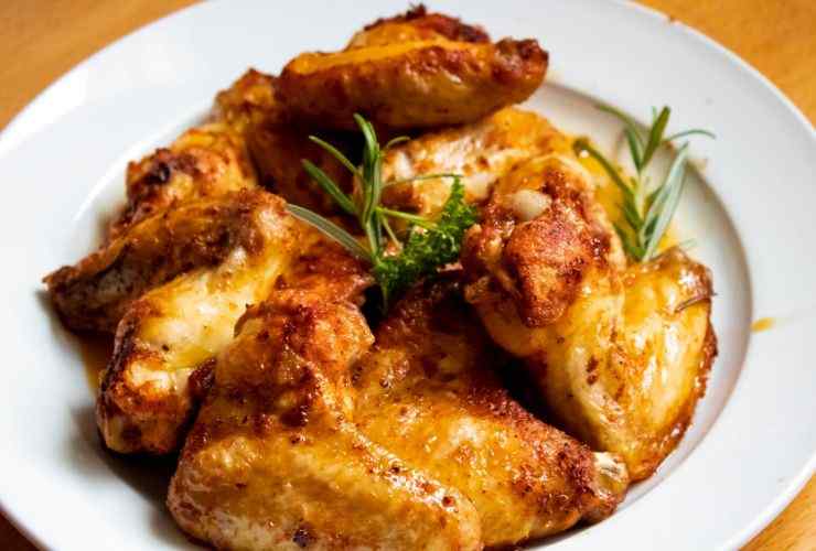 Piatto con pollo