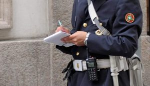 Polizia multa