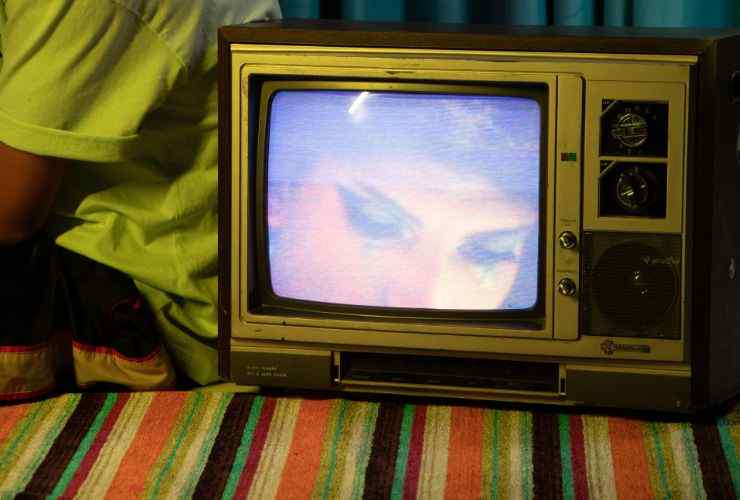 TV accesa
