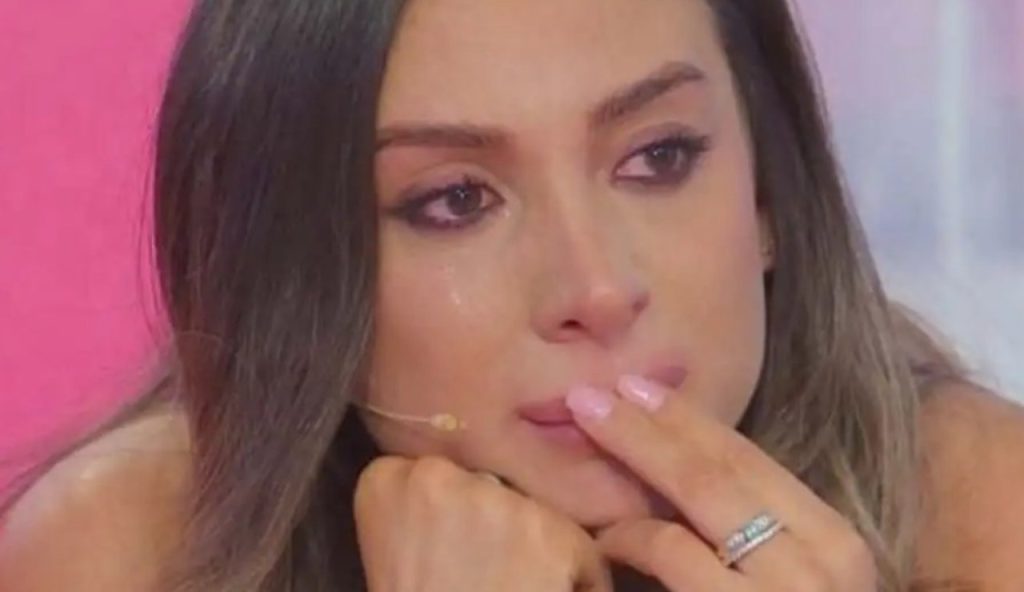 Cristina Ferrara (Uomini e Donne - youtube screenshot) - www.insolenzadir2d2.it