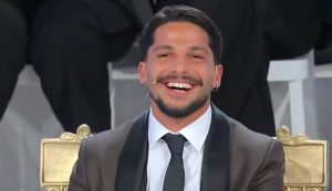 Gianmarco Steri sorridente (Uomini e Donne - youtube screenshot) - www.insolenzadir2d2.it