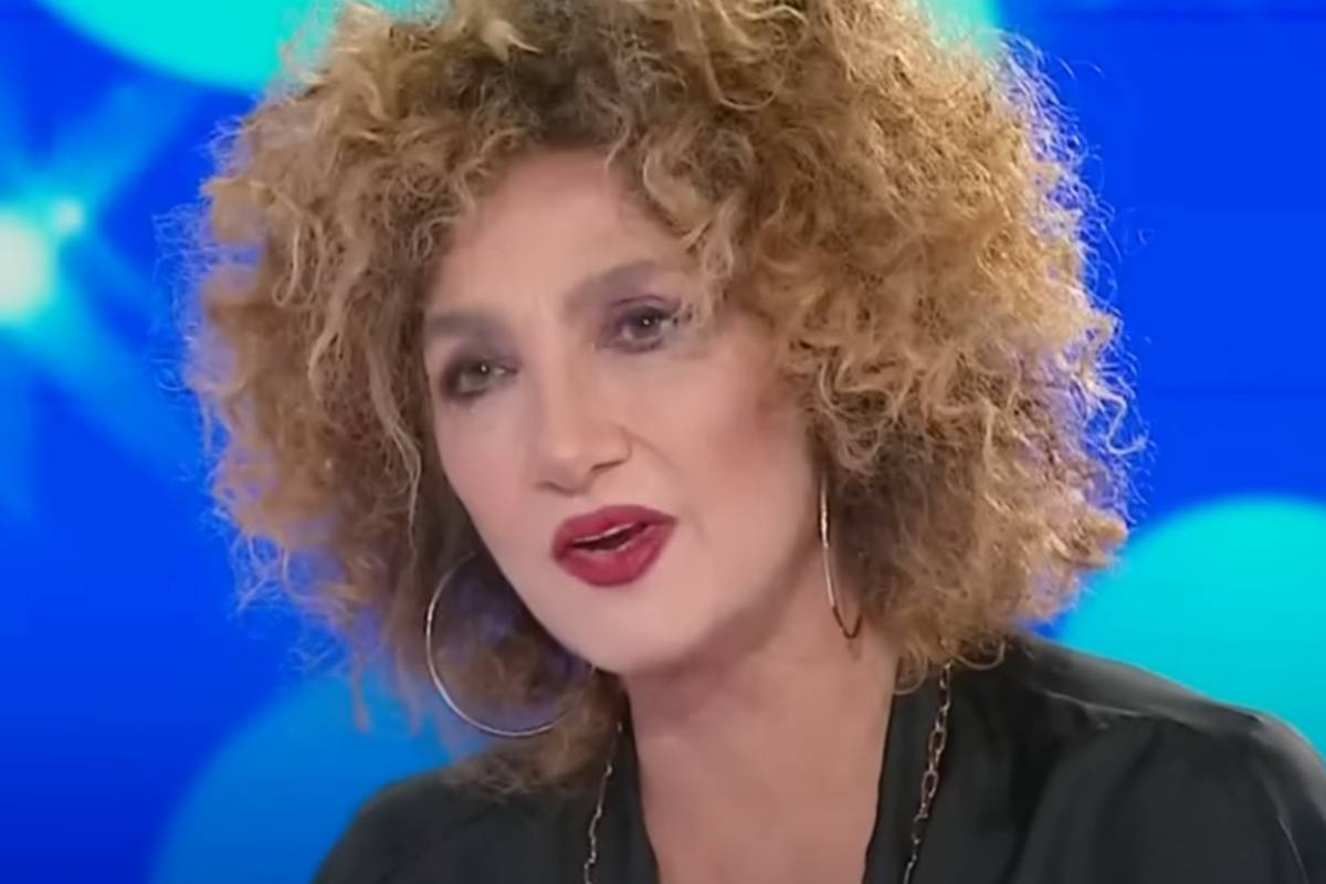 Marcella Bella si racconta (Rai - youtube screenshot) - www.insolenzadir2d2.it