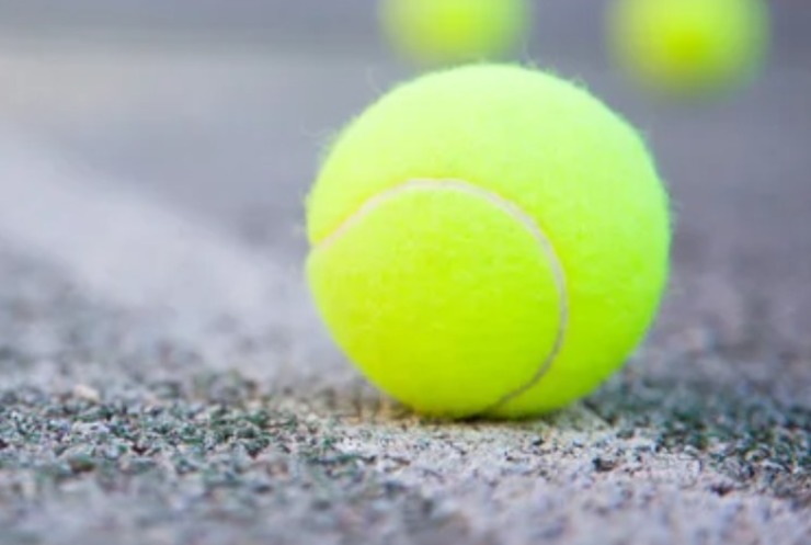 Palla da tennis (Depositphotos foto) - www.insolenzadir2d2.it