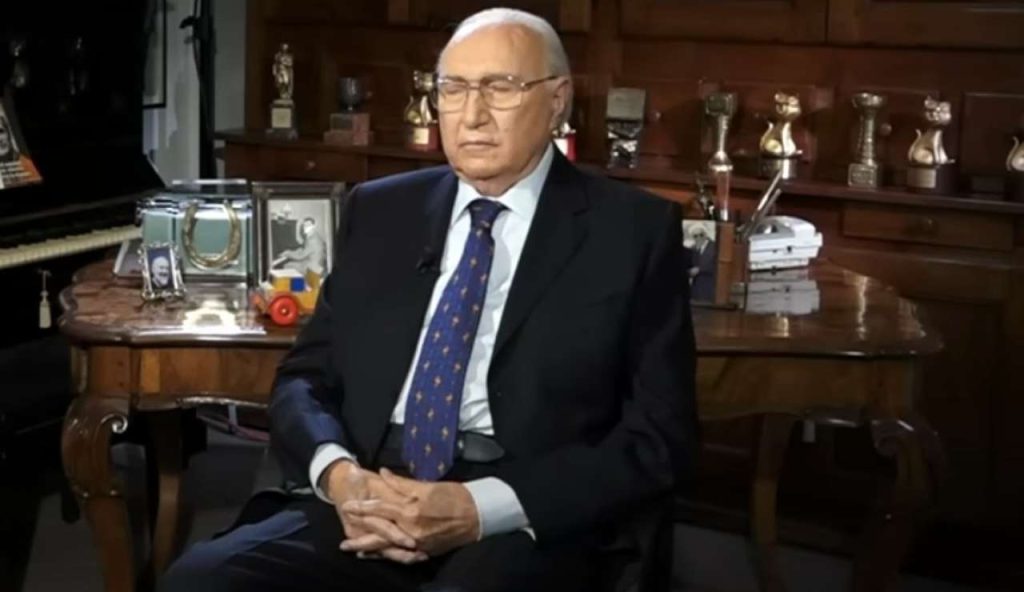 Pippo Baudo (Rai - youtube screenshot) - www.insolenzadir2d2.it
