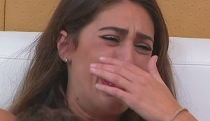 Cecilia Rodriguez in lacrime (Mediaset Infinity - youtube screenshot) - www.insolenzadir2d2.it
