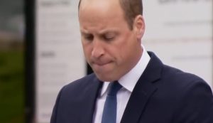 William triste (The Royal Family Channel - youtube screenshot) - www.insolenzadir2d2.it