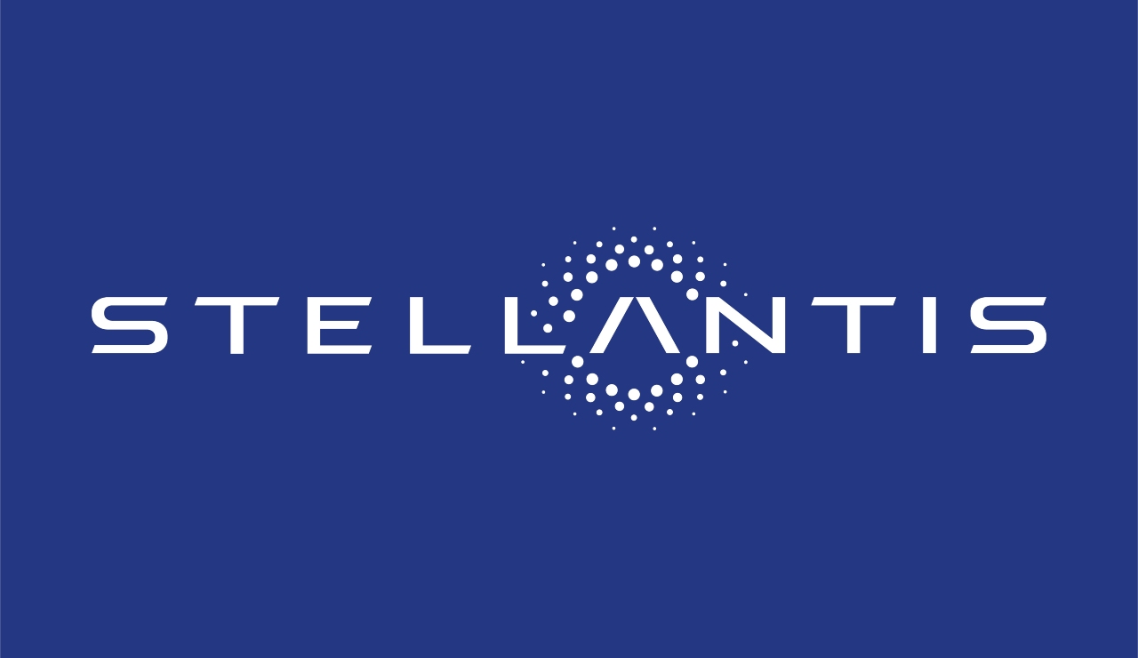 Stellantis logo (Stellantis foto) - www.insolenzadir2d2.it