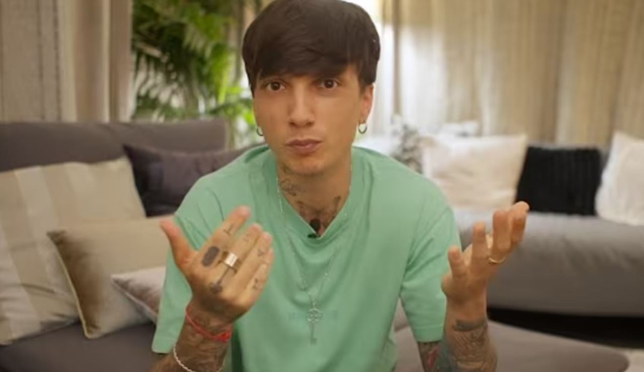 Ultimo (SpettacoloEU - youtube screenshot) - www.insolenzadir2d2.it